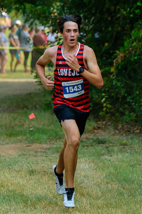 Nick Yarad at the Garmin TxMileSplit Invitational