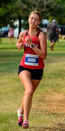 Emersyn Runions at the Garmin TxMileSplit Invitational