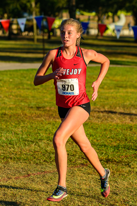 Sara Morefield at the Hoka McNeil Invitational