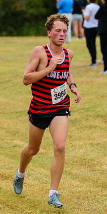 Joey Farkas at the Ken Gaston Invitational