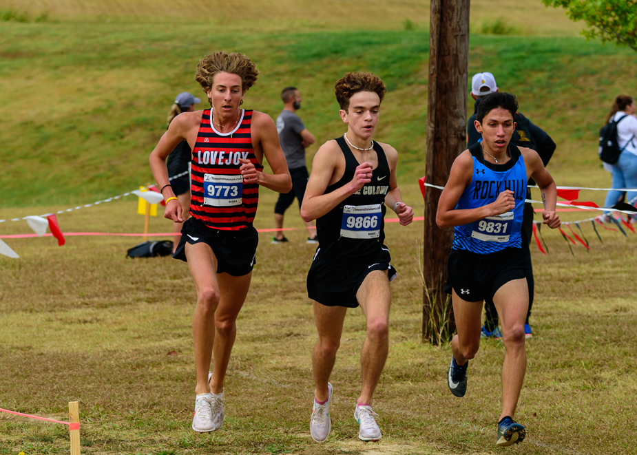 Tate Barr in an early dogfight with The Colony, Rock Hill opponents