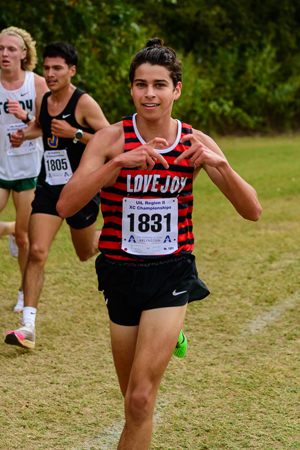 Joe Bluestein at UIL 5A Region II Championships