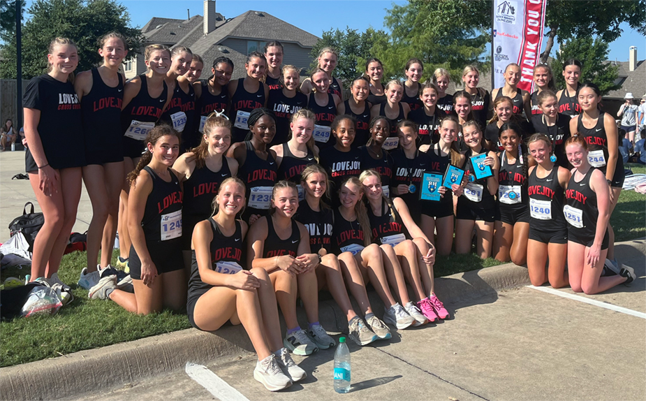 girls after Rock Hill (with plaques)
