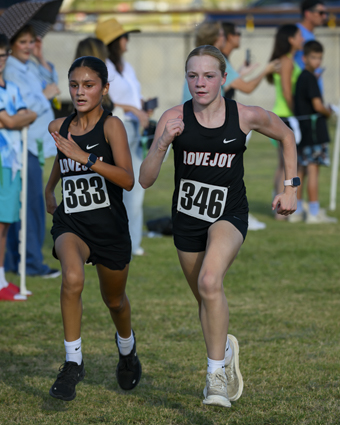 Valentina Olvera, Abi Watson Valentina Olvera, Abi Watson